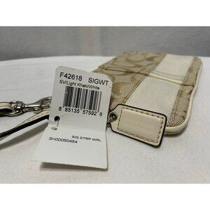 NEW Coach Signature Stripe Wristlet Light Khaki White Silver F42618